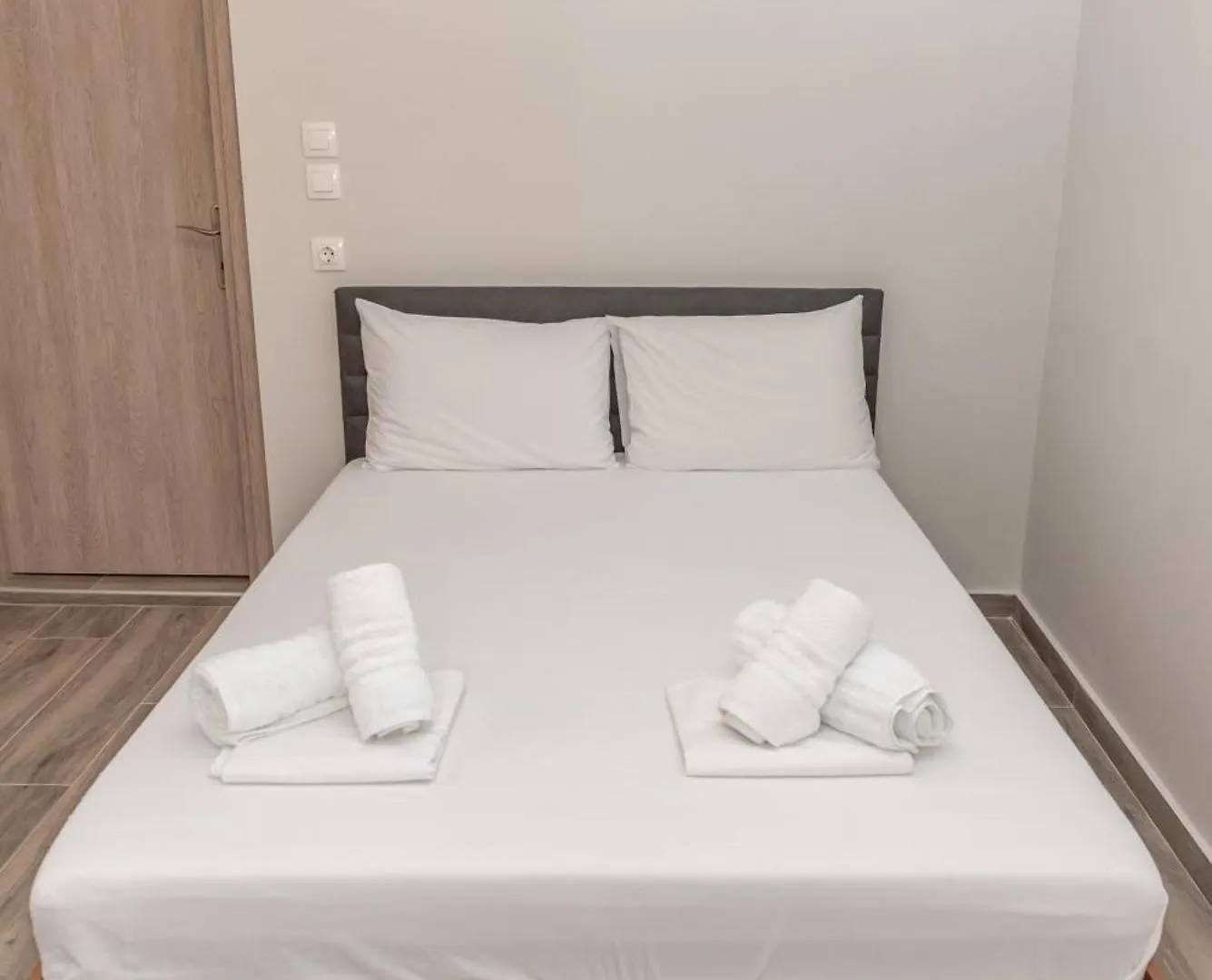 Ξενοδοχείο με διαμερίσματα Medusa Rooms Kallithea